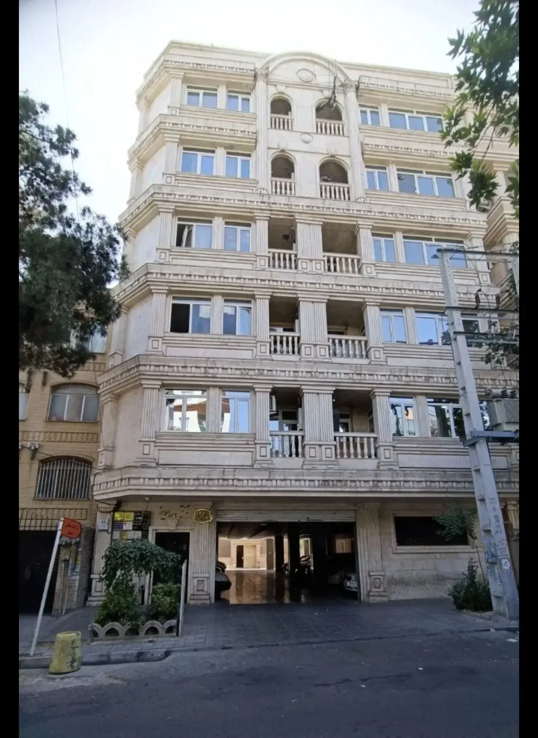 گوهردشت ۱۳۰متر اداری تخلیه فاز ۲