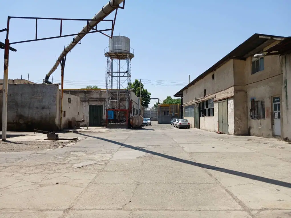 ۶۴۰۰ متر دونبش_ بر خیابان قزوین