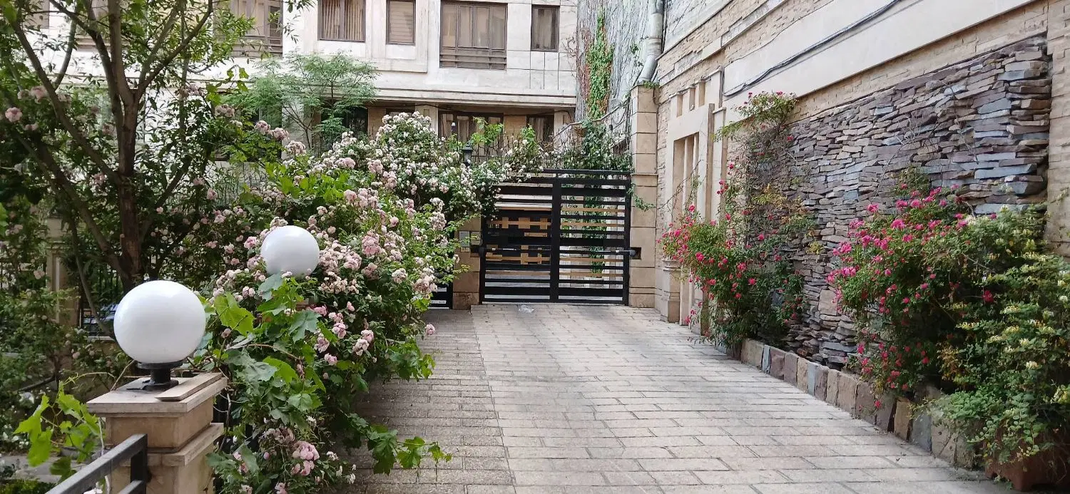 واحد ۶۳ متری تک خواب در شهرک نفت