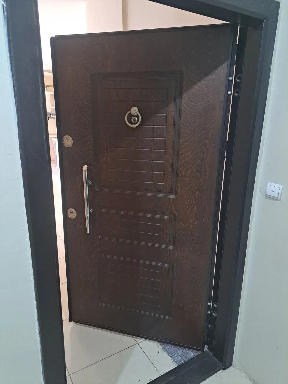 ۸۵ متری دو خواب حاشیه میعاد
