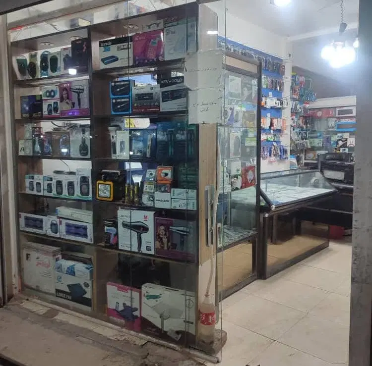 فروش امتیاز مغازه همراه با دکور و جنس