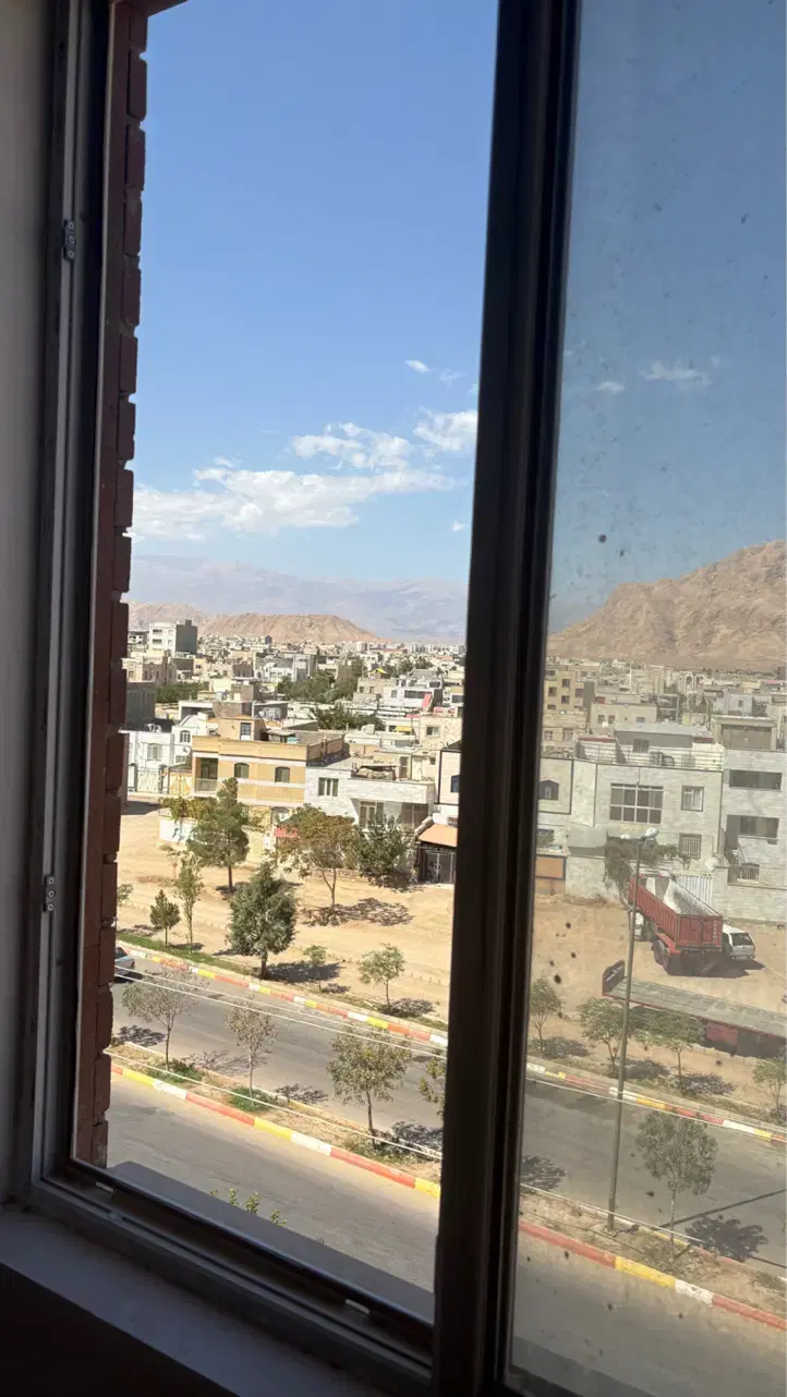 زرهرن اپارتمان ۱۴۰ متری