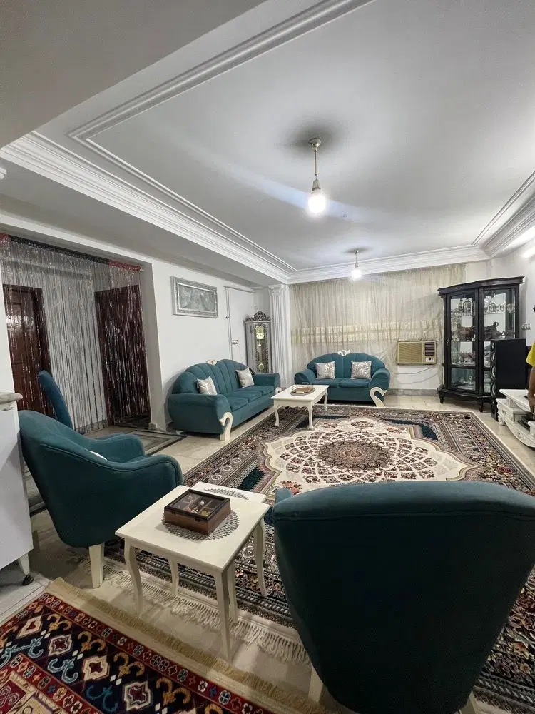 82 متری قیمت 4250 دانش جنوبی