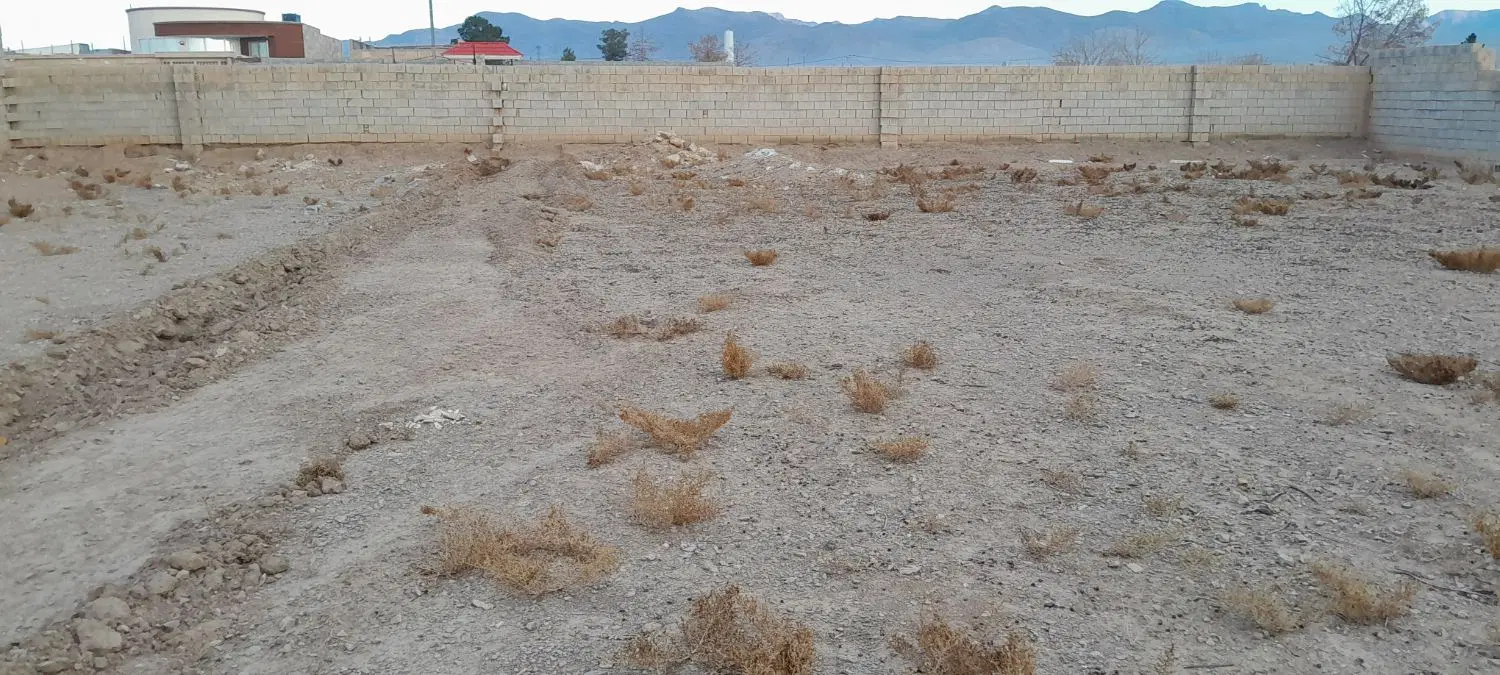 ۷۴۰مترزمین فلکه دانشگاه