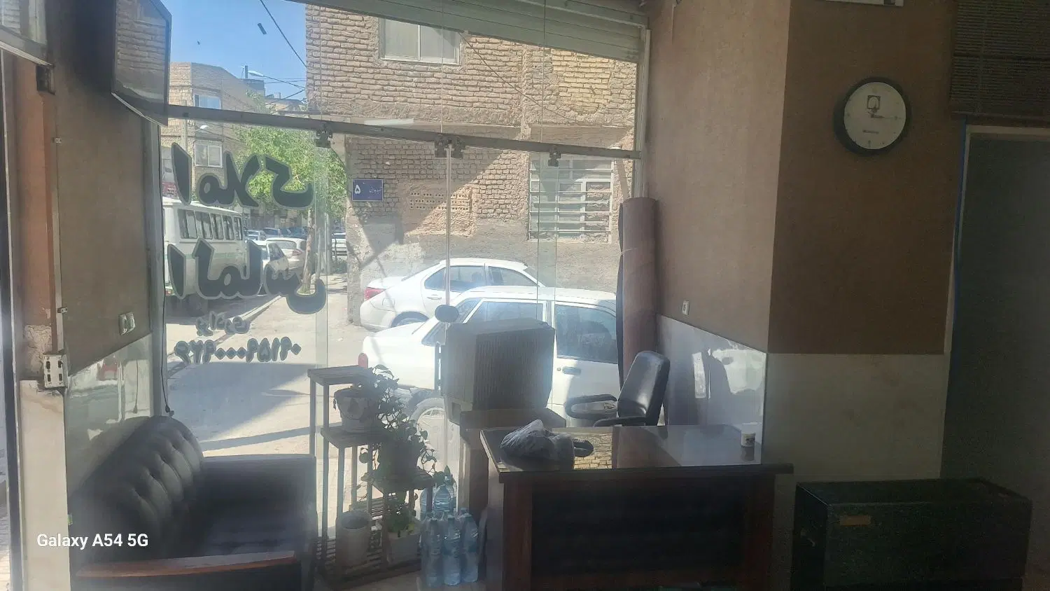 مغازه فروشی داخل امام هادی ۳