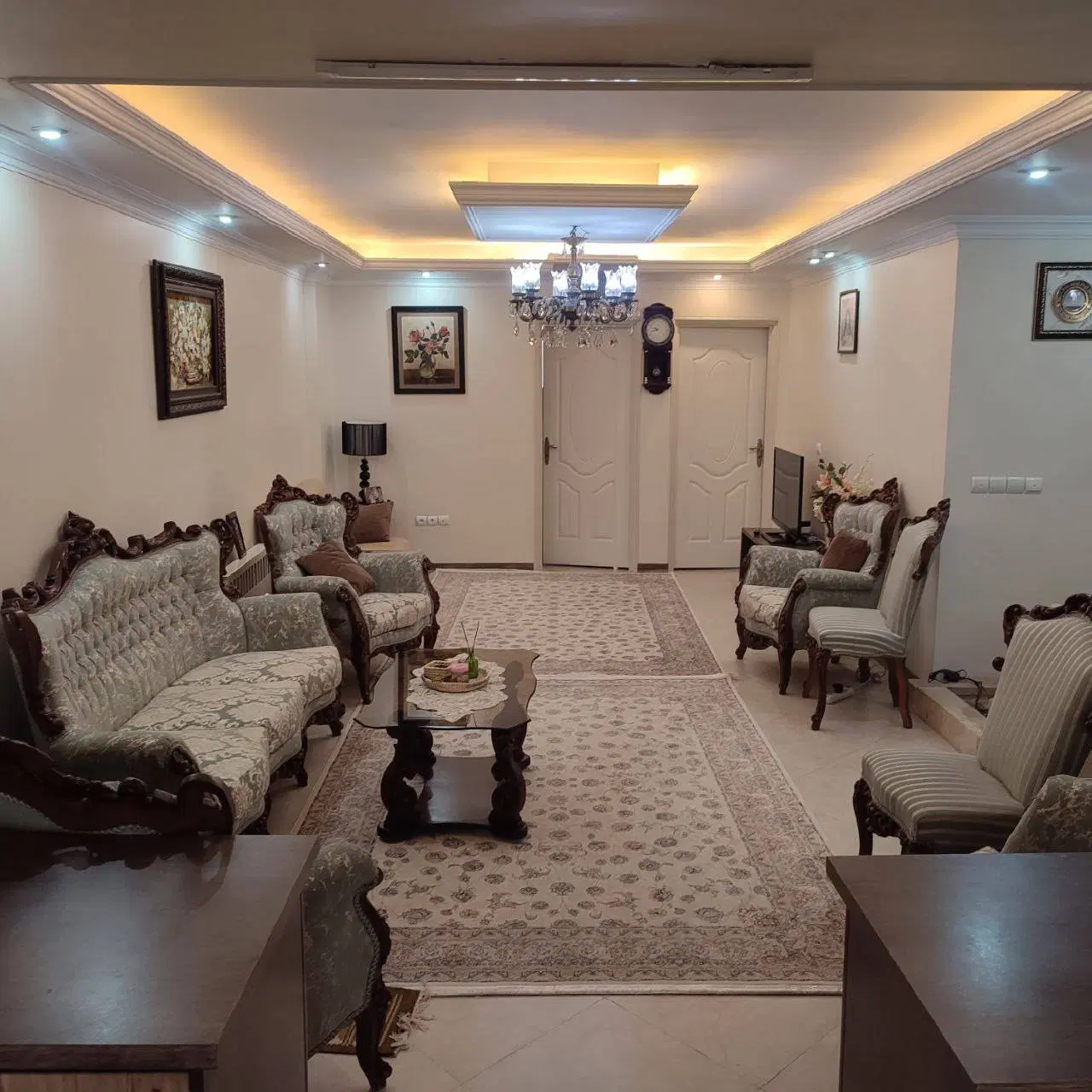 آپارتمان ۸۳ متری
