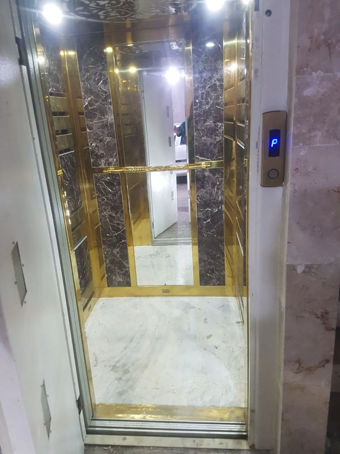 اپارتمان پارکینگ اسانسور