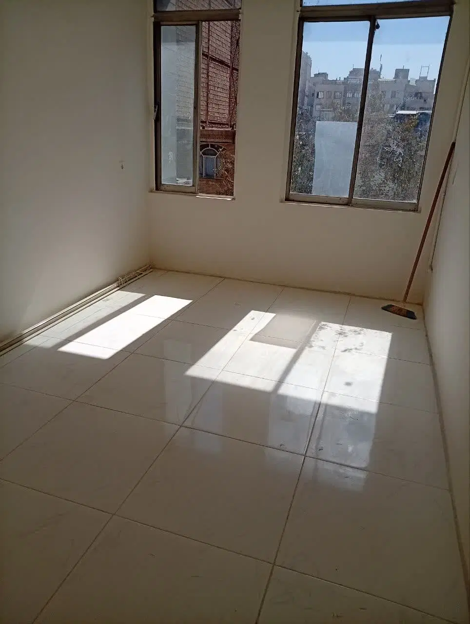 ۱۴۰متر_ دوخواب_ بازسازی شده_کف سرامیک