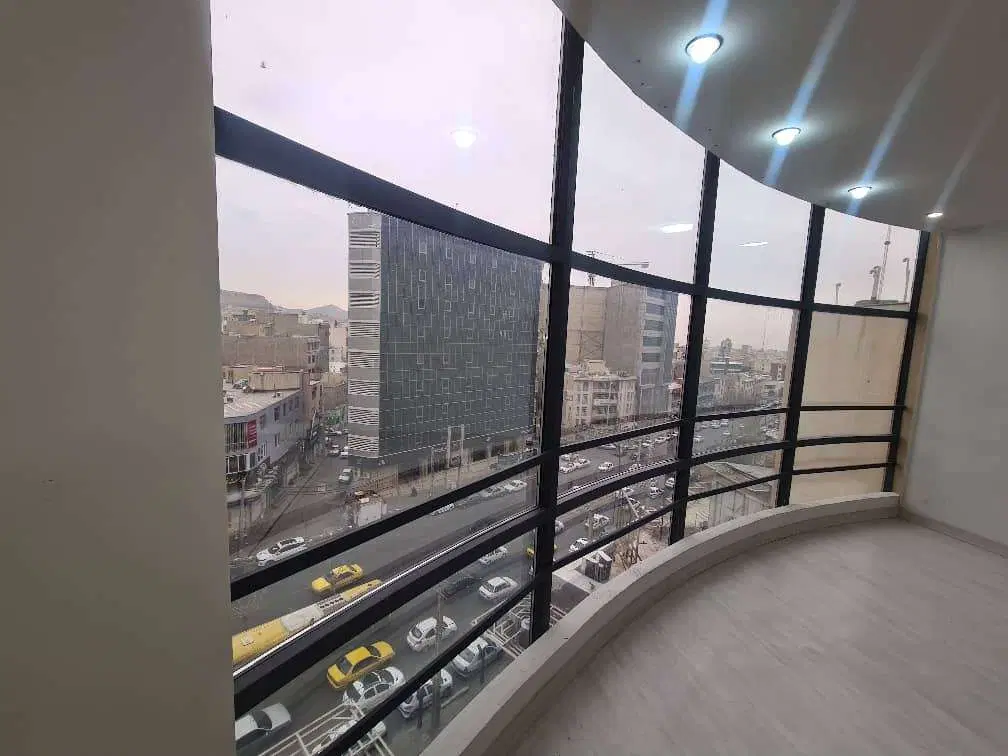 اجاره واحد اداری در برج یادمان