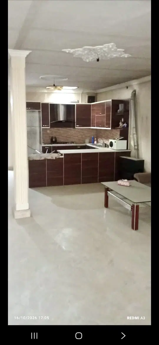 فروش ملک بر خیابان هنگام تجاری و مسکونی