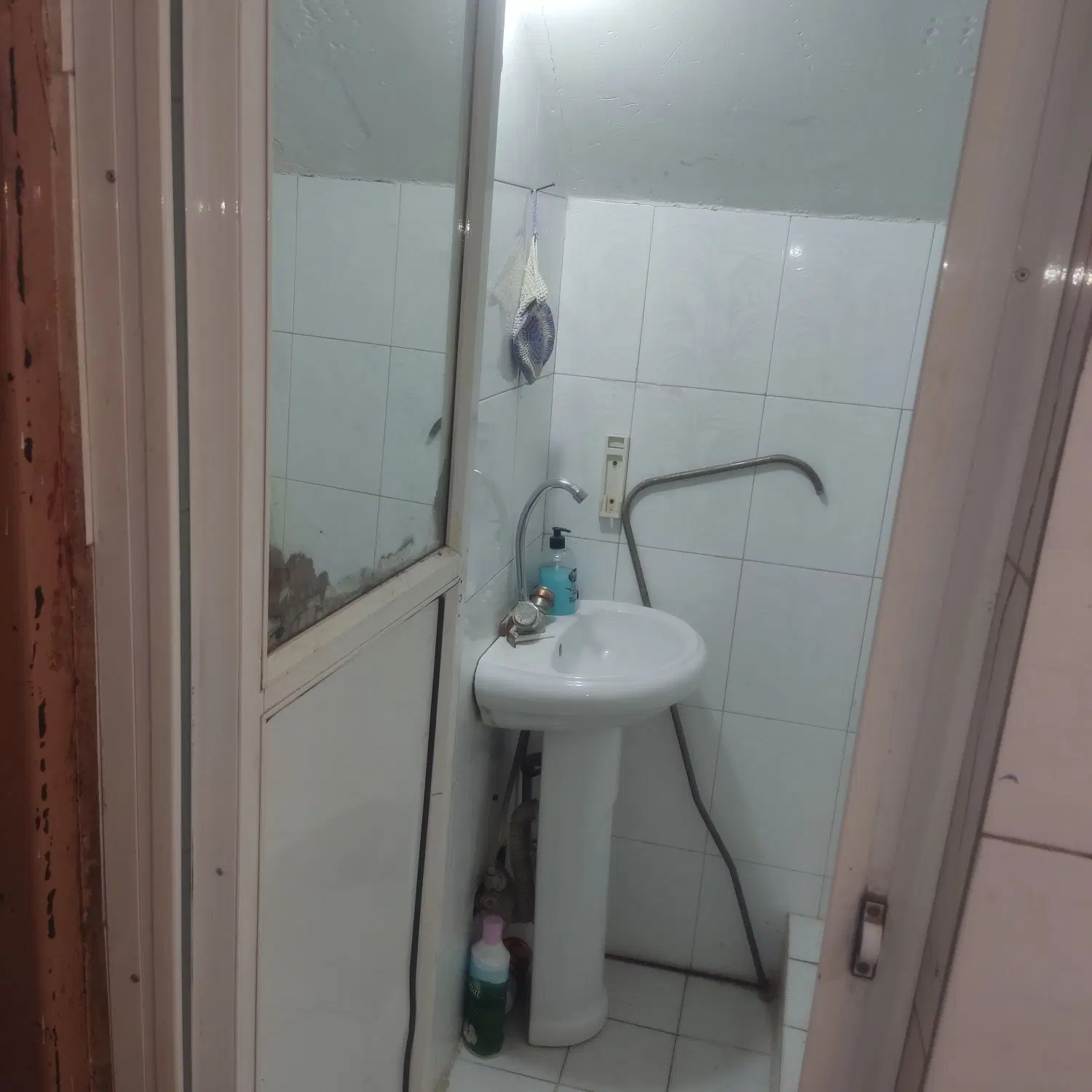خونه مجردی درب مجزی روبروی پایانه باربری شرق