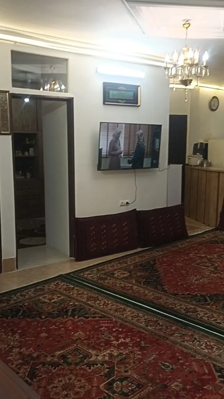اپارتمان 80متری نبش خیابان اصلی
