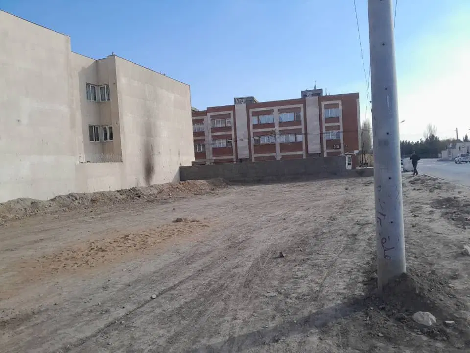 ۱۳۲مترسند۶دنگ