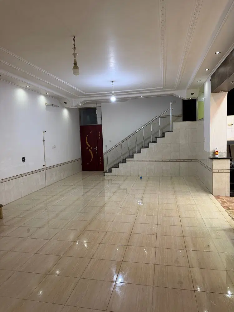 خانه ۲۷۰متری فاز چهار گلستان خیابان شقایق کوچه ۱۵