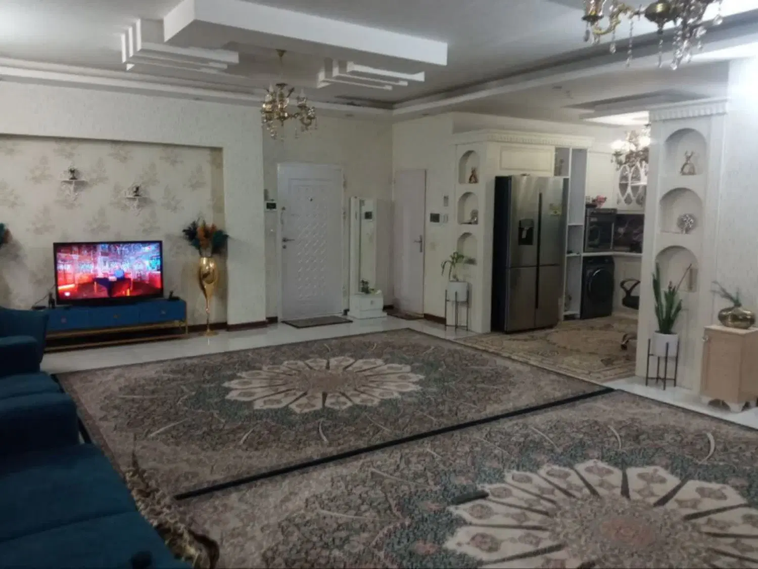 اپارتمان ۱۲۰متر ایثارگران ۶صدوقی ۱۰