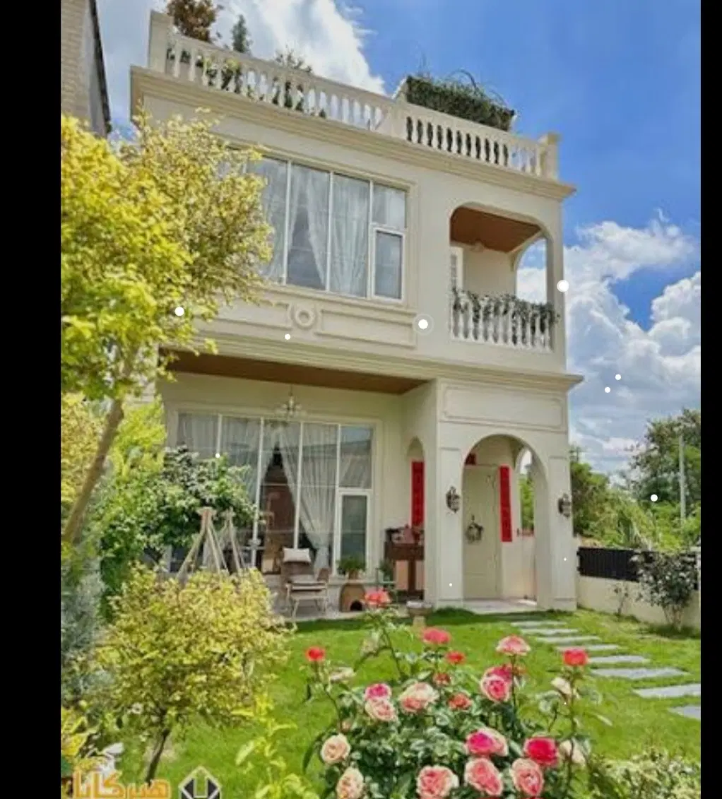 ساختمان ویلایی ۲ طبقه،اراضی پایین کوه
