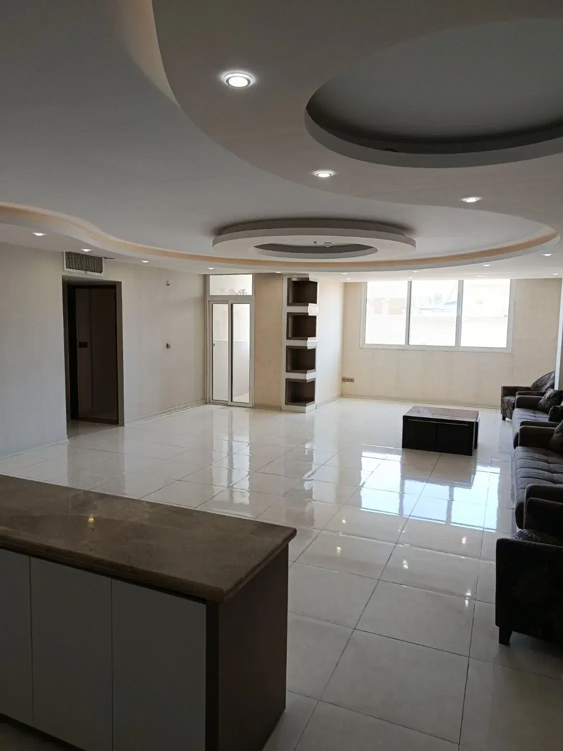 آپارتمان ۱۴۰ متری استاد شهریار