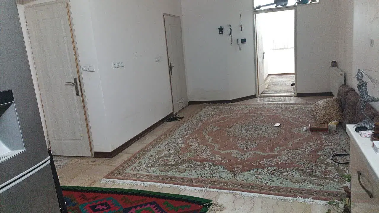 نیم طبقه ۹۰متری قاسم آباد