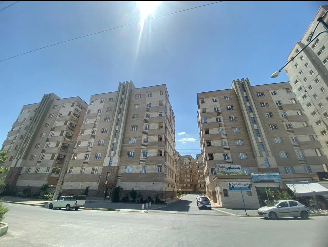 شهرصنعتی 95 متری ، نوساز ، فول امکانات