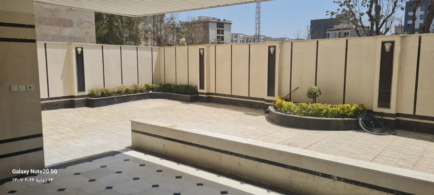 اپارتمان ۱۹۰ متری سه خواب نوساز