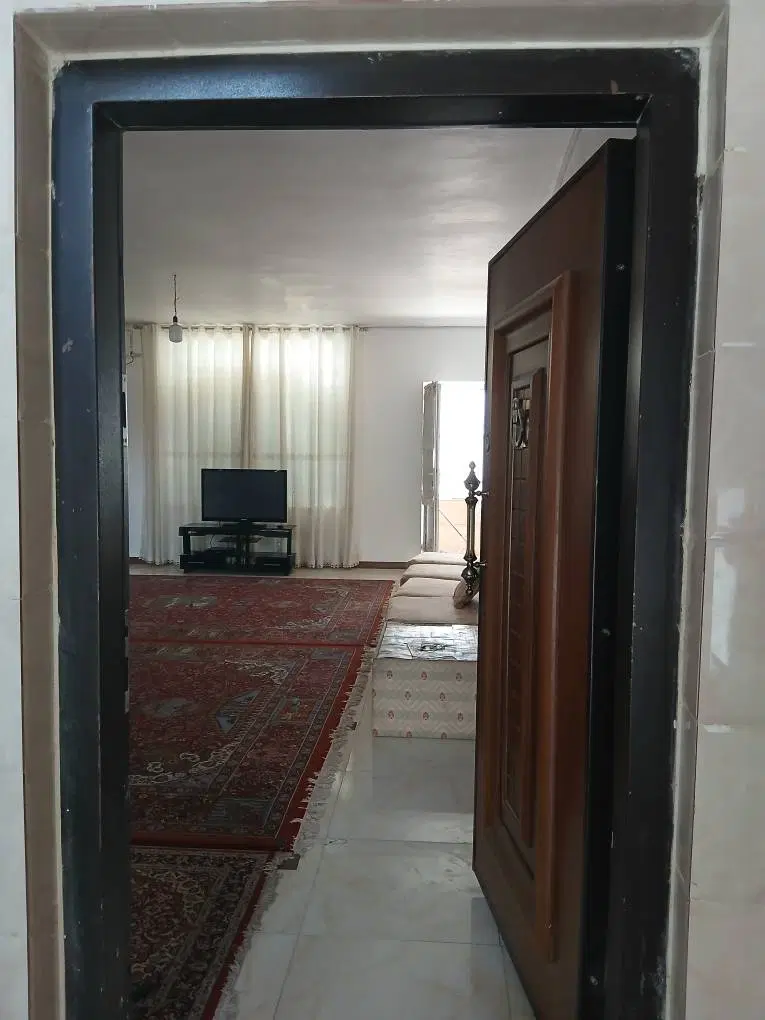 رهن و اجاره منزل ویلایی طبقه دوم