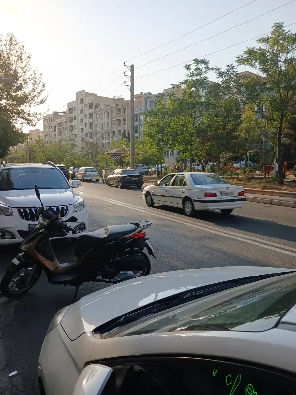۳۰مترمغازه تجاری تابلو خور پونک خیابان کمالی