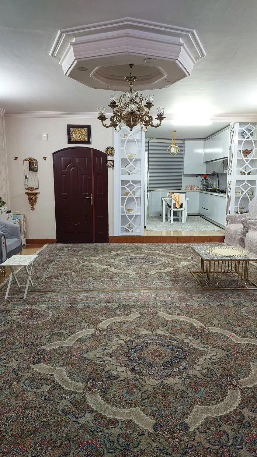 آپارتمان طبقه اول ۱۱۵متری
