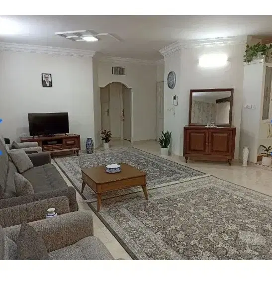 ۶۰ متری ، طبقه همکف ، یک خواب در یاس