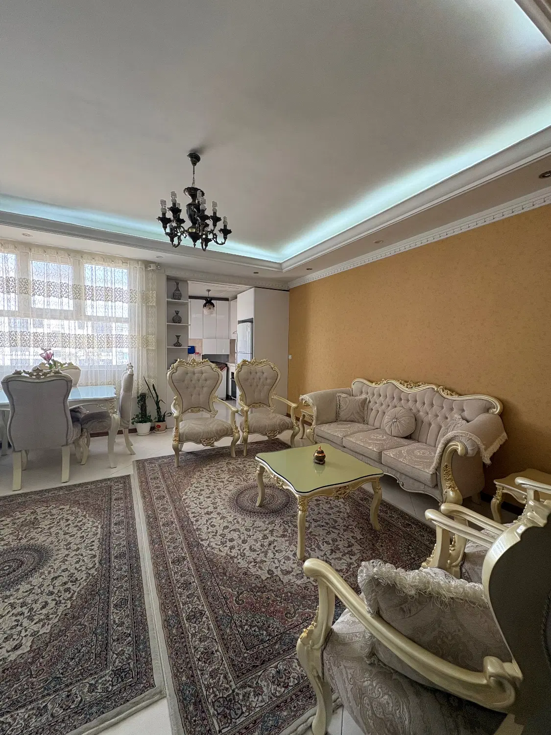 ۸۳ متر _ دوخواب _ فول امکانات