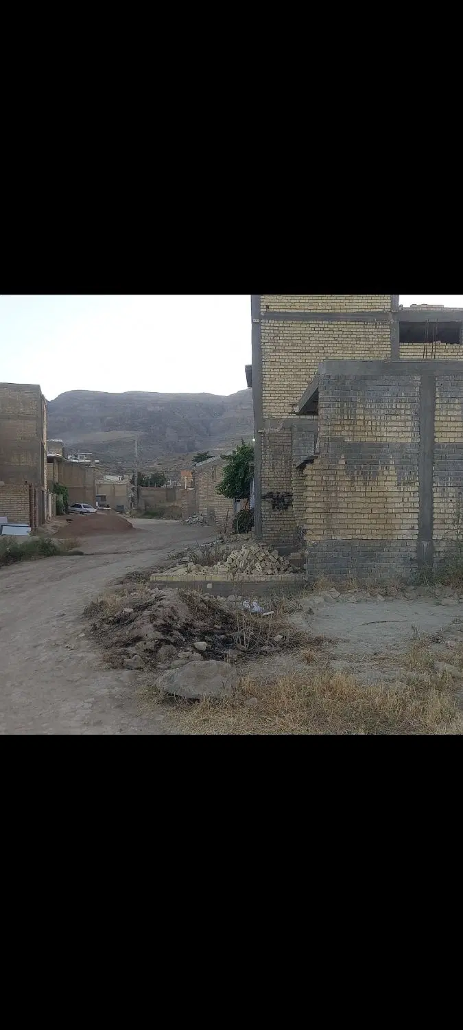 زمین شاپورجان