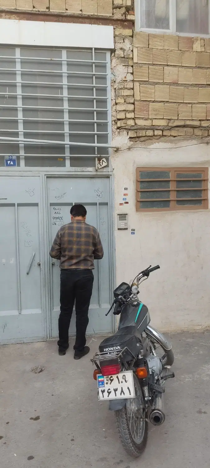 رهن و اجاره منزل ۶۵ متری بهرام آباد طبقه همکف