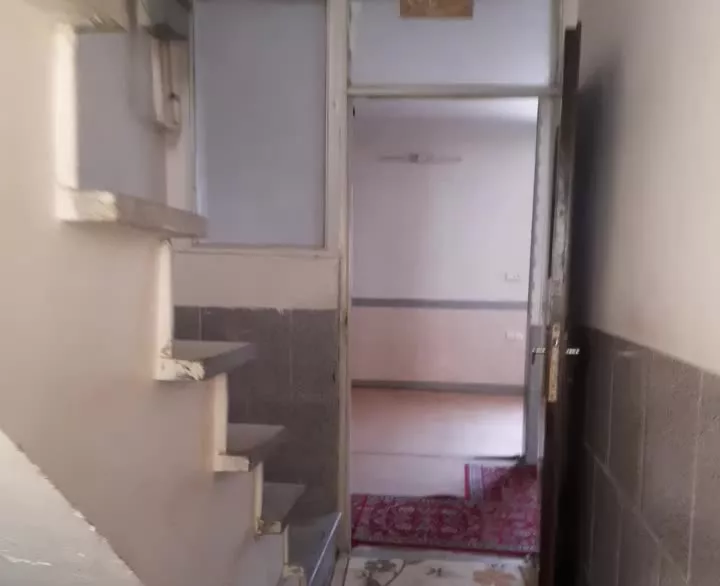 خانه دو نیم  طبقه