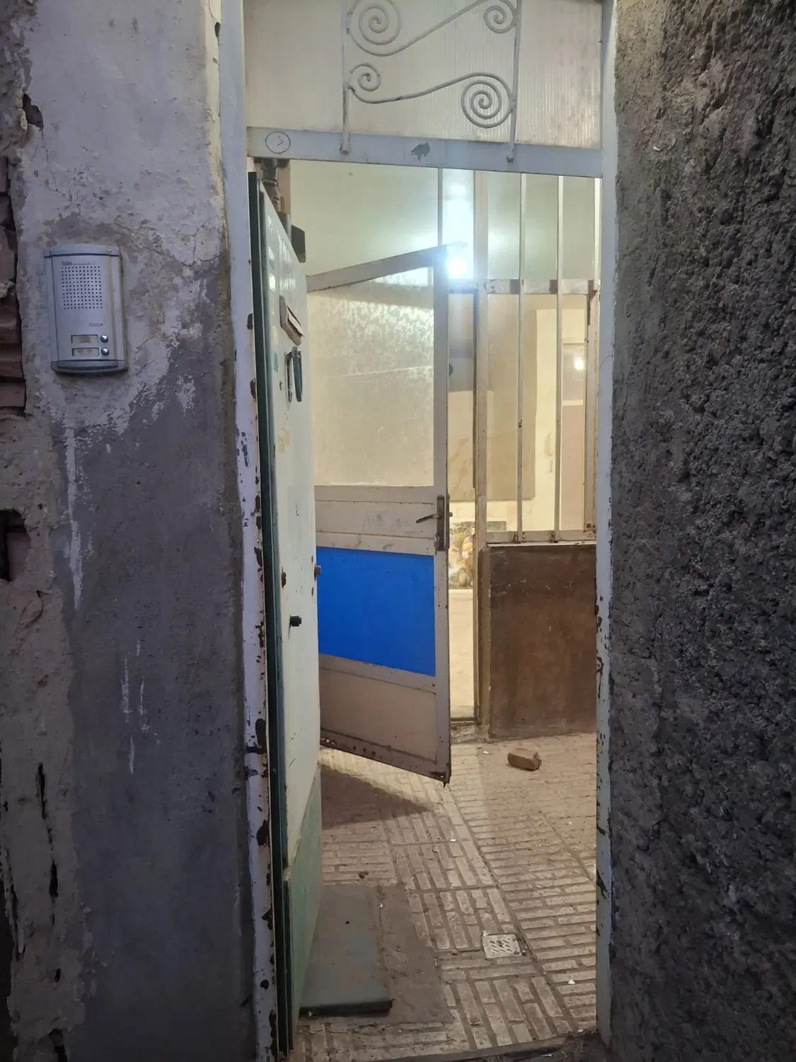فروش خانه مسکونی اناخاتون