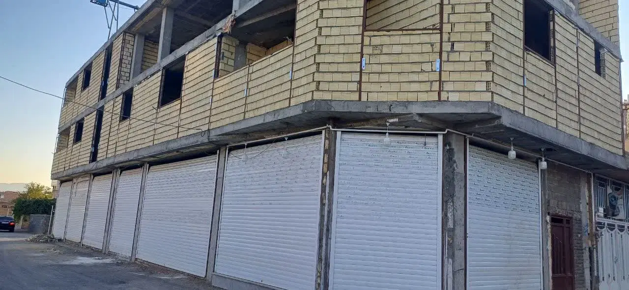 واحد مسکونی و اداری درشهرک گرگاب خ 22بهمن