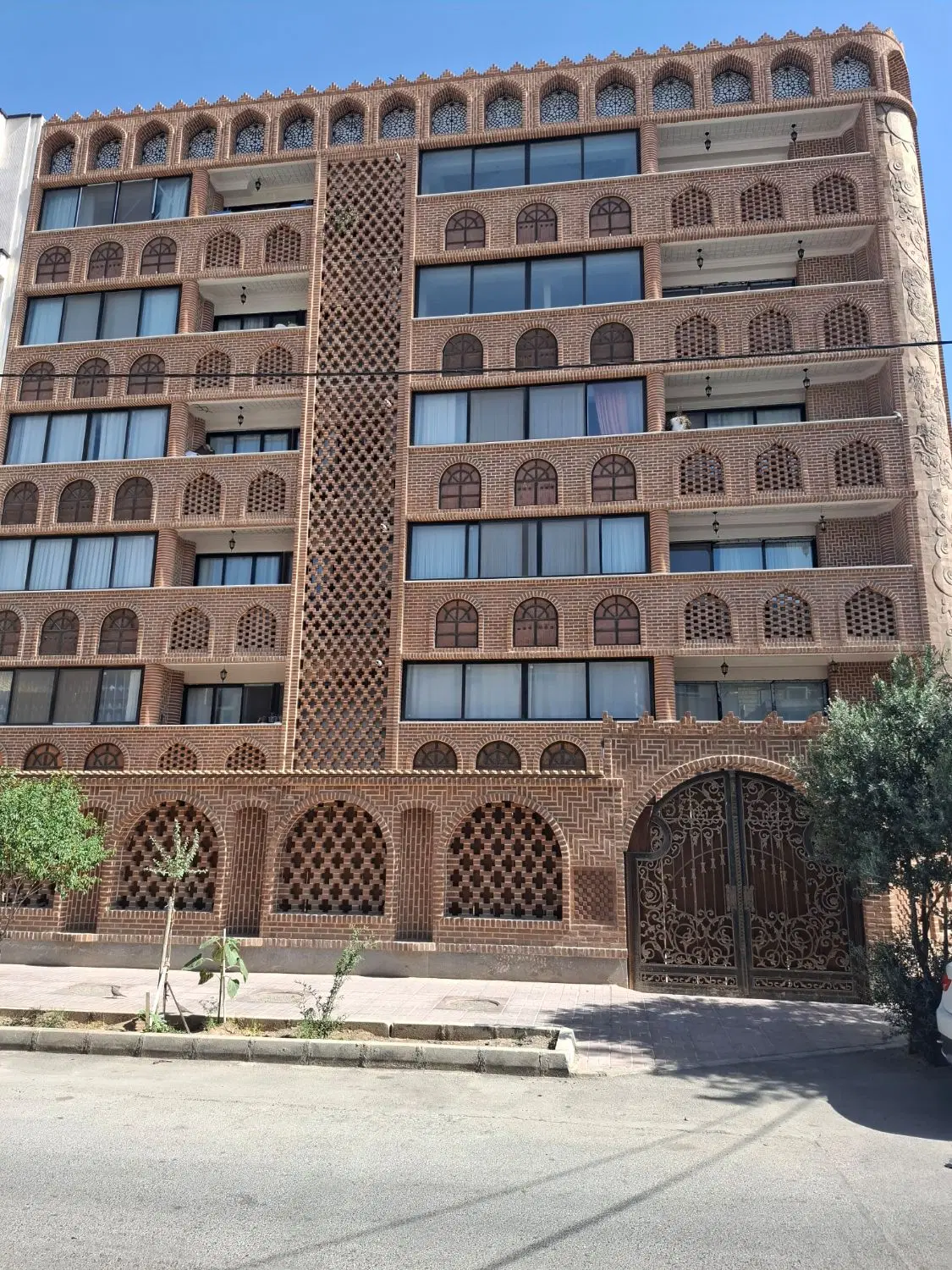 زمین المپیک ۱۹۰ مترشمالی