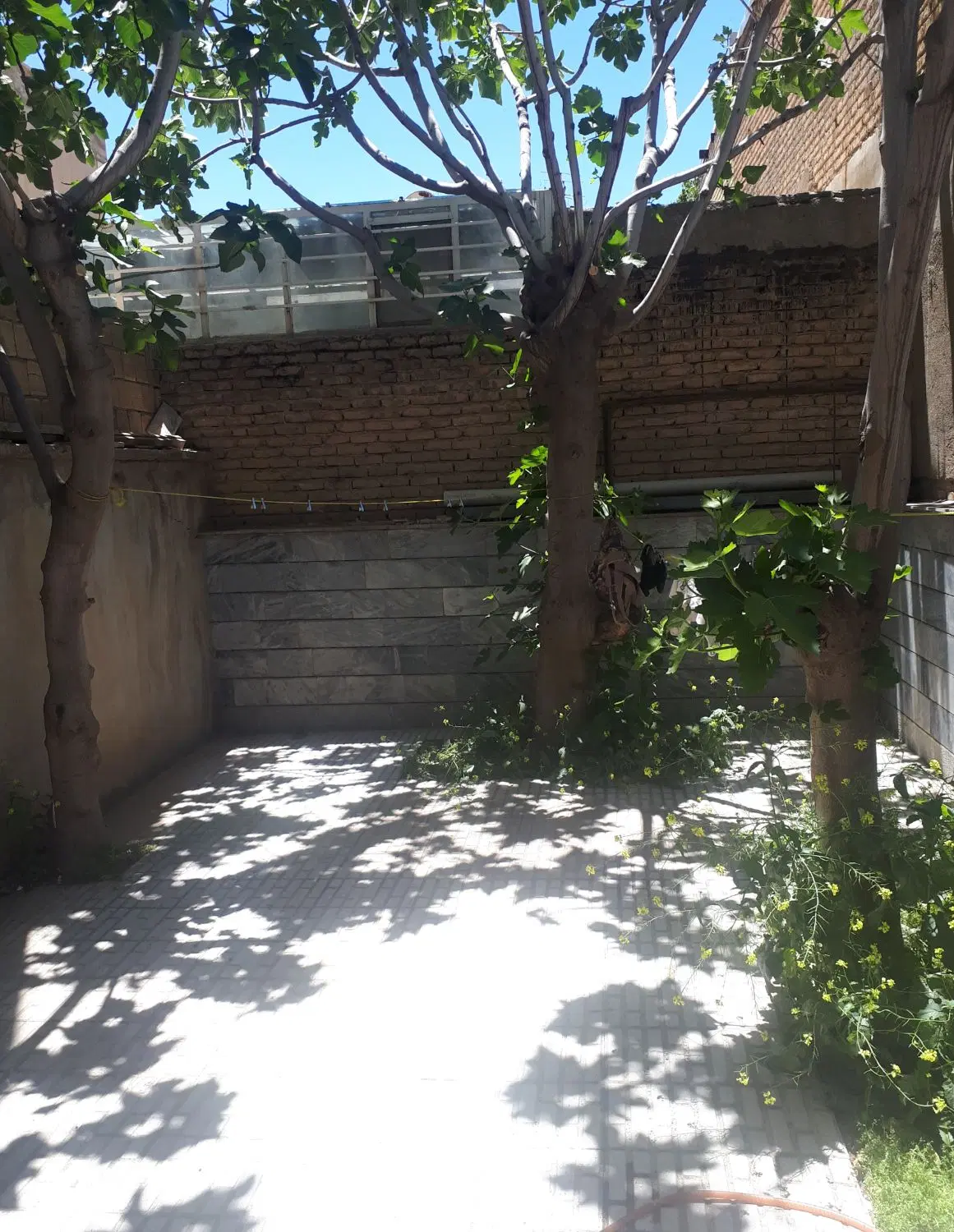 ۱۰۰متری ویلایی دربست درمسکن