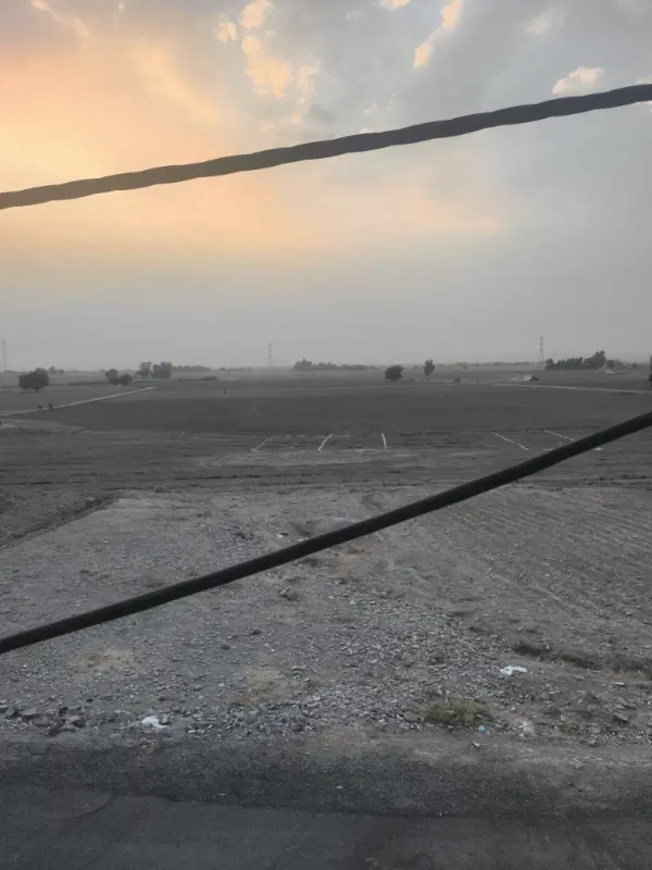 زمین در سرسرباز سیاه منصور
