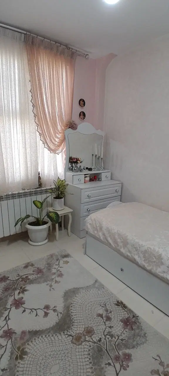 آپارتمان ۹۶متری بانورگیرازچندجهت.
