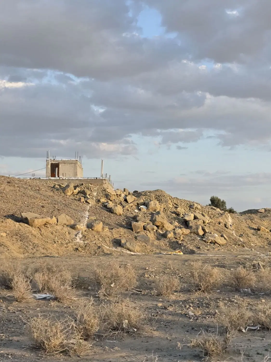 زمین در سجاد شهر روبروی مسکن ملی