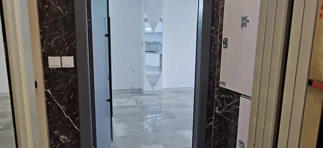 ۱۲۰ متری شیک