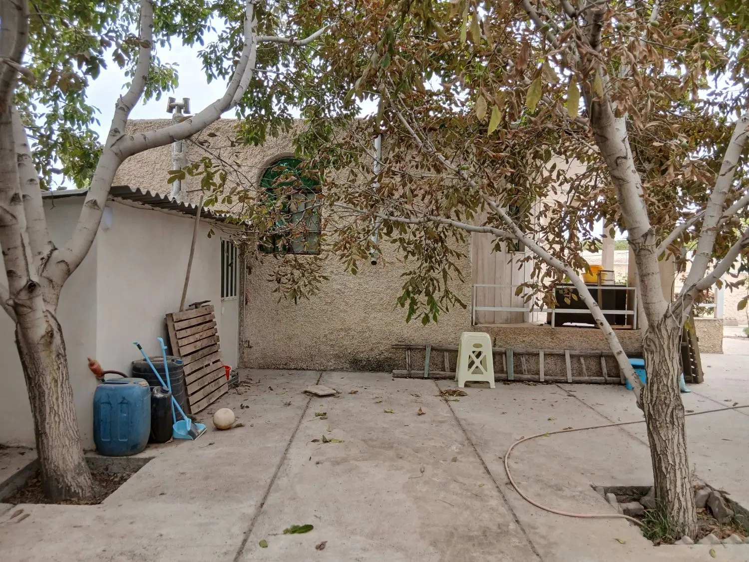 فروش باغ چیدمان شده با تمامی امکانات