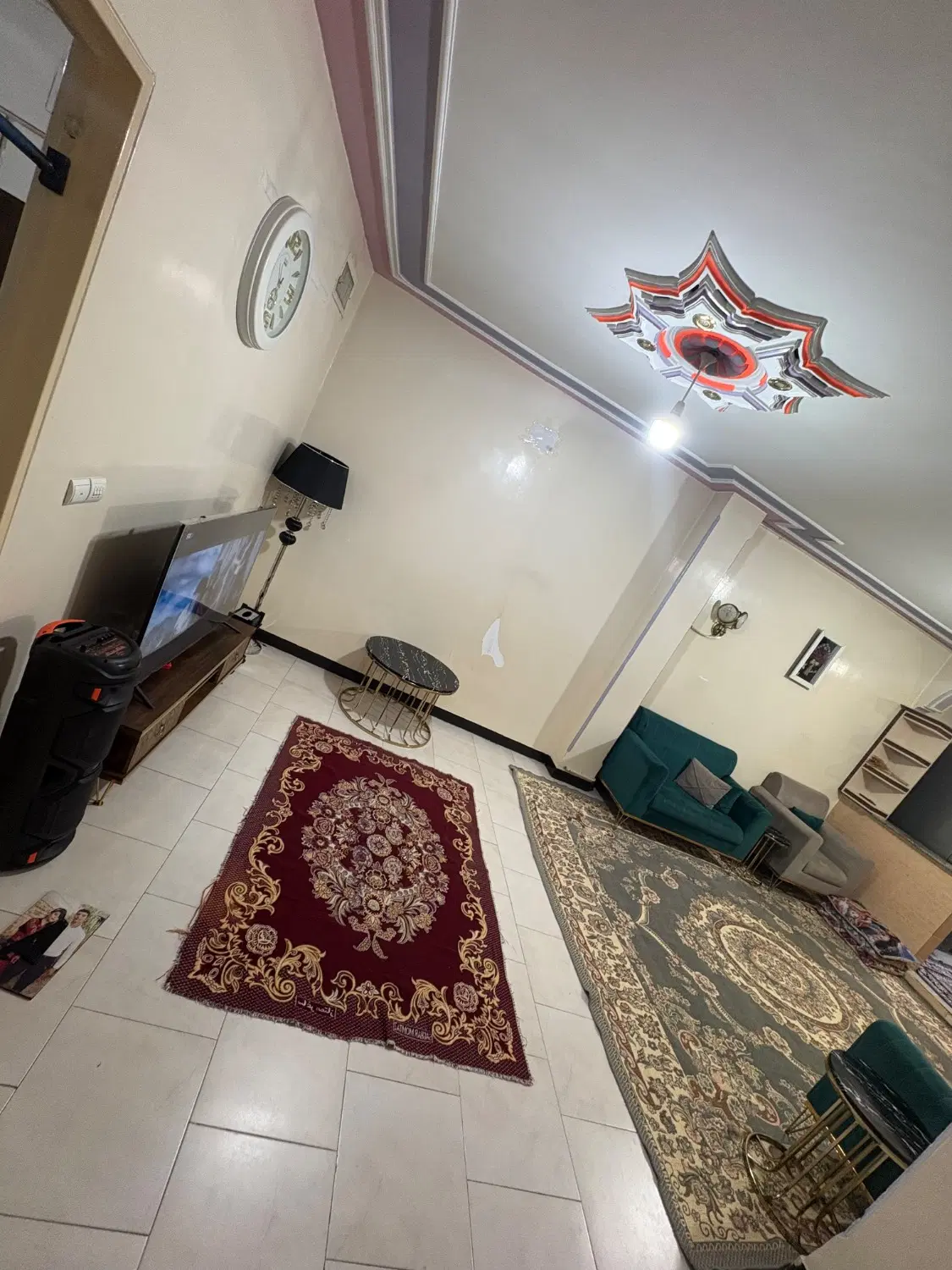 واحد آپارتمان طبقه سوم مهندسی با پارکینگ