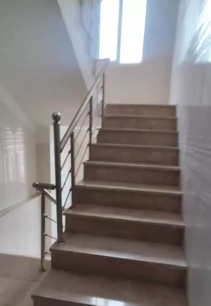 آپارتمان۱۱۰متری