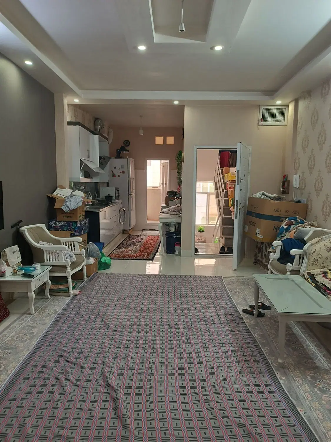 فروش واحد حدوا70متری