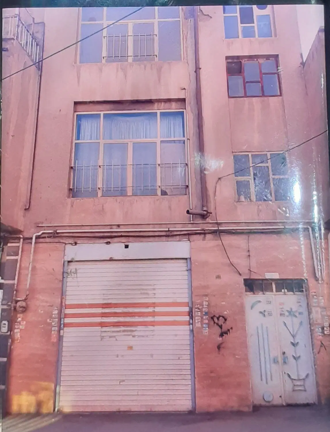 فروش مسکونی وتجاری