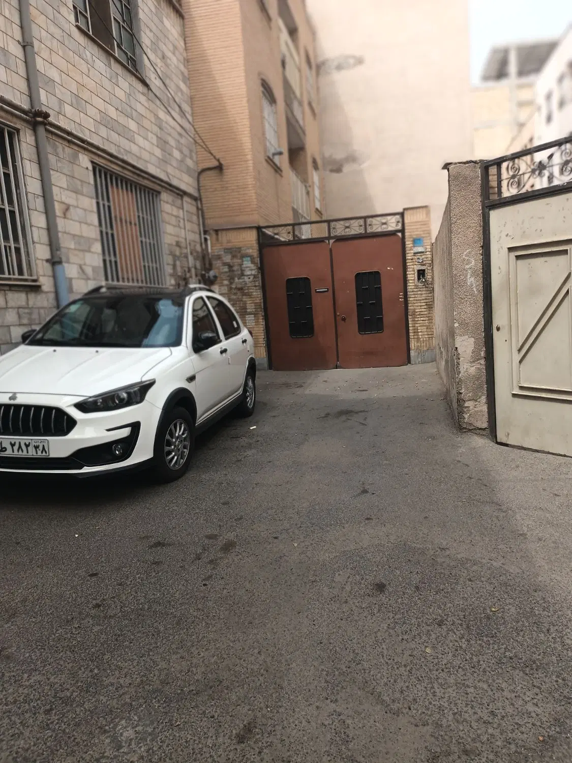 آپارتمان۶۷متری اندیشه فاز یک شقایق شرقی