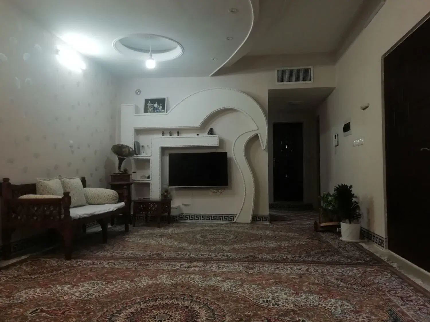 آپارتمان 92متری کلهری شیک دو خواب