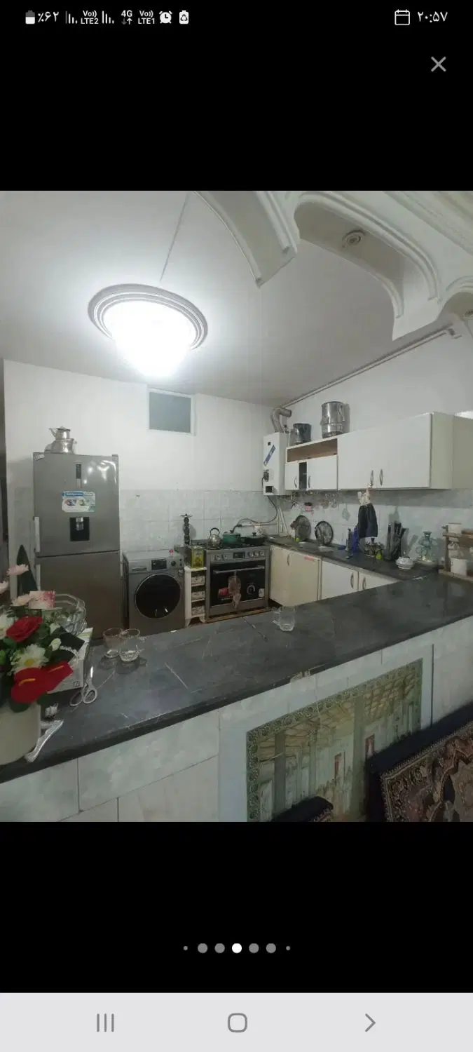 ۸۰ متری طبقه دوم