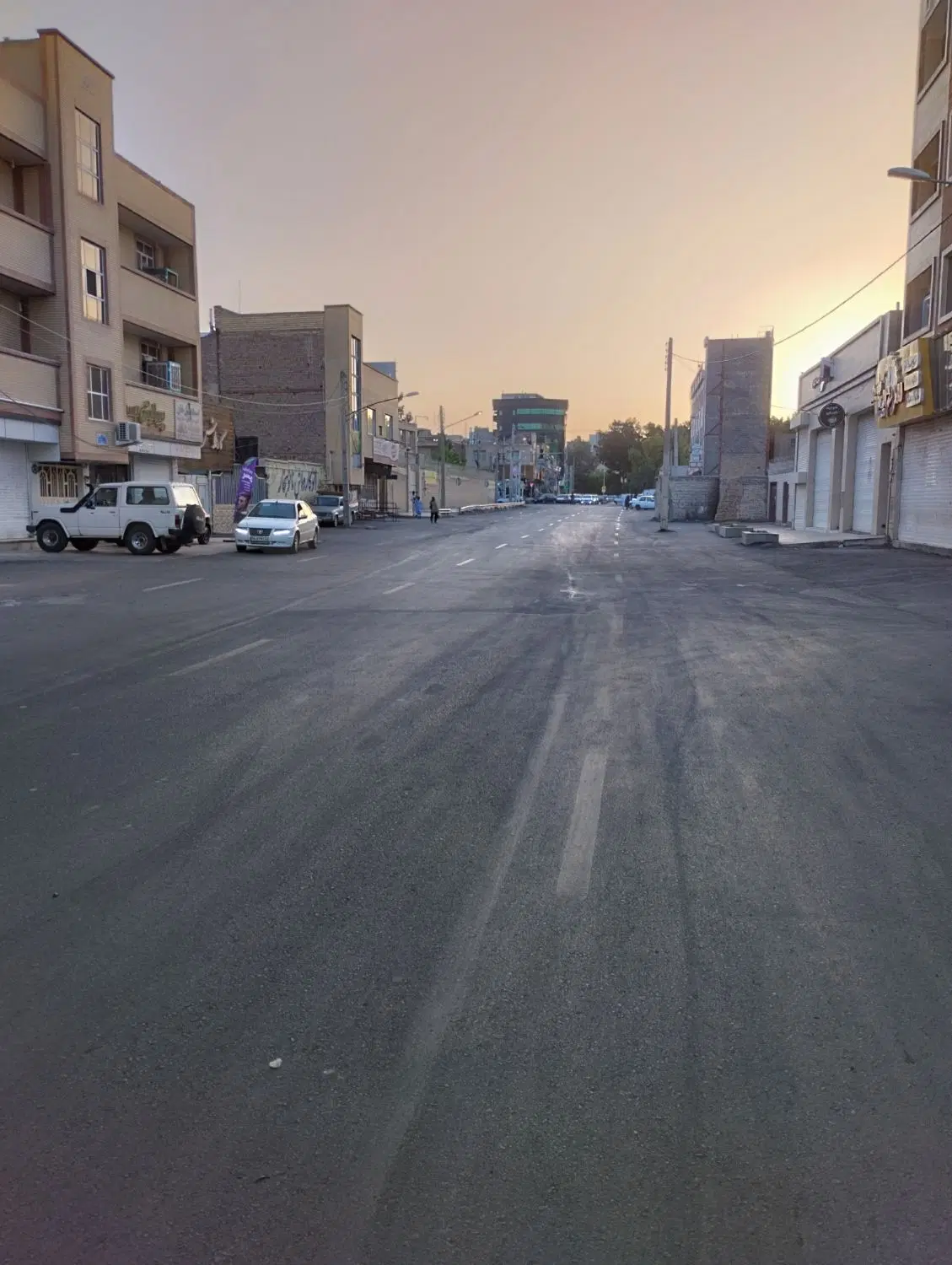 مغازه تجاری راسته خیابان ح س یک ن ب ر