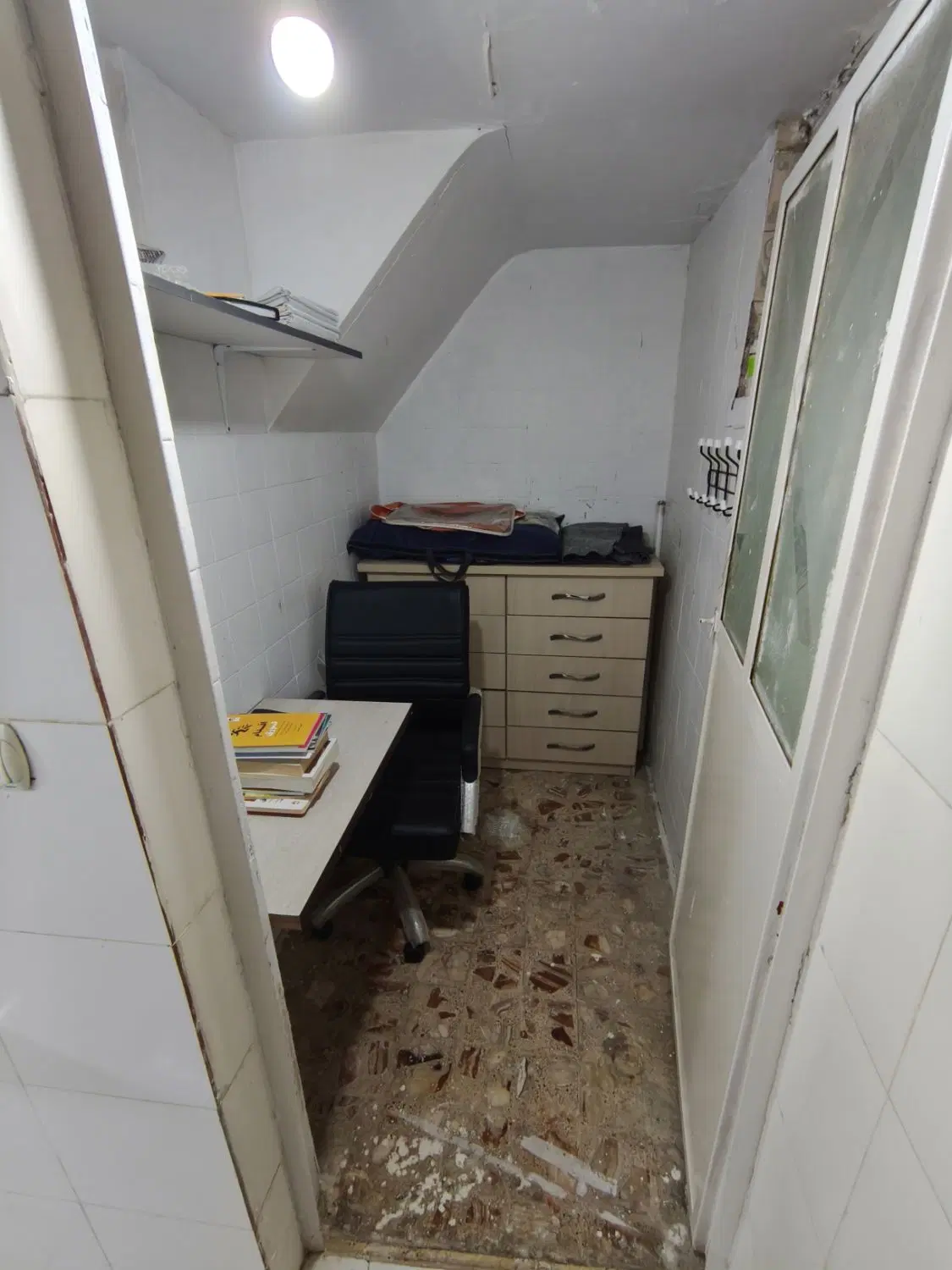 سوییت ۲۰متری فقط خانم موجه
